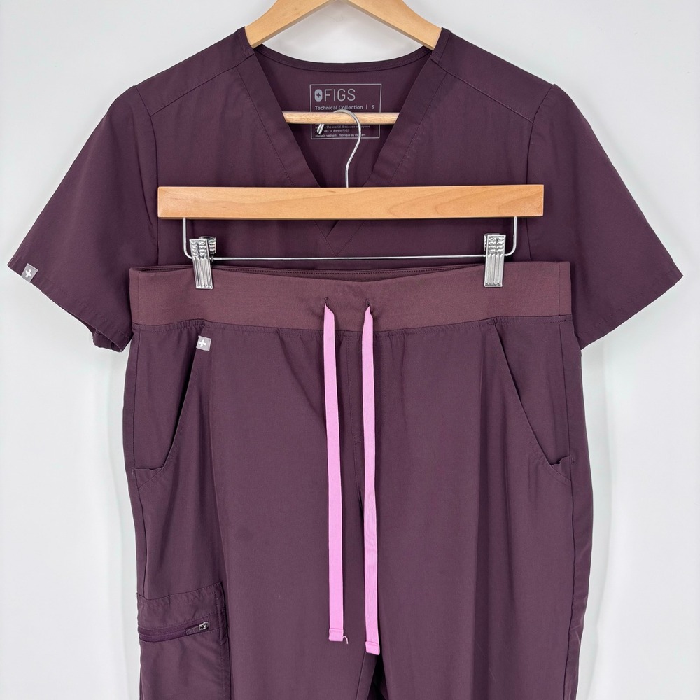 FIGS Scrub Set Catarina Top (Small) Zamora Jogger (Medium) Womens Burgundy
